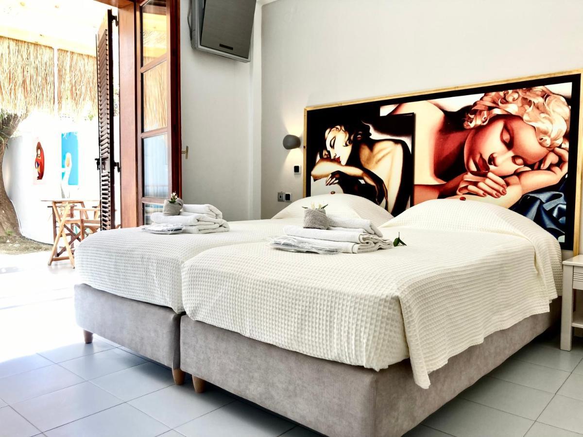 Tree Of Life Art Hotel Agia Marina Exterior foto